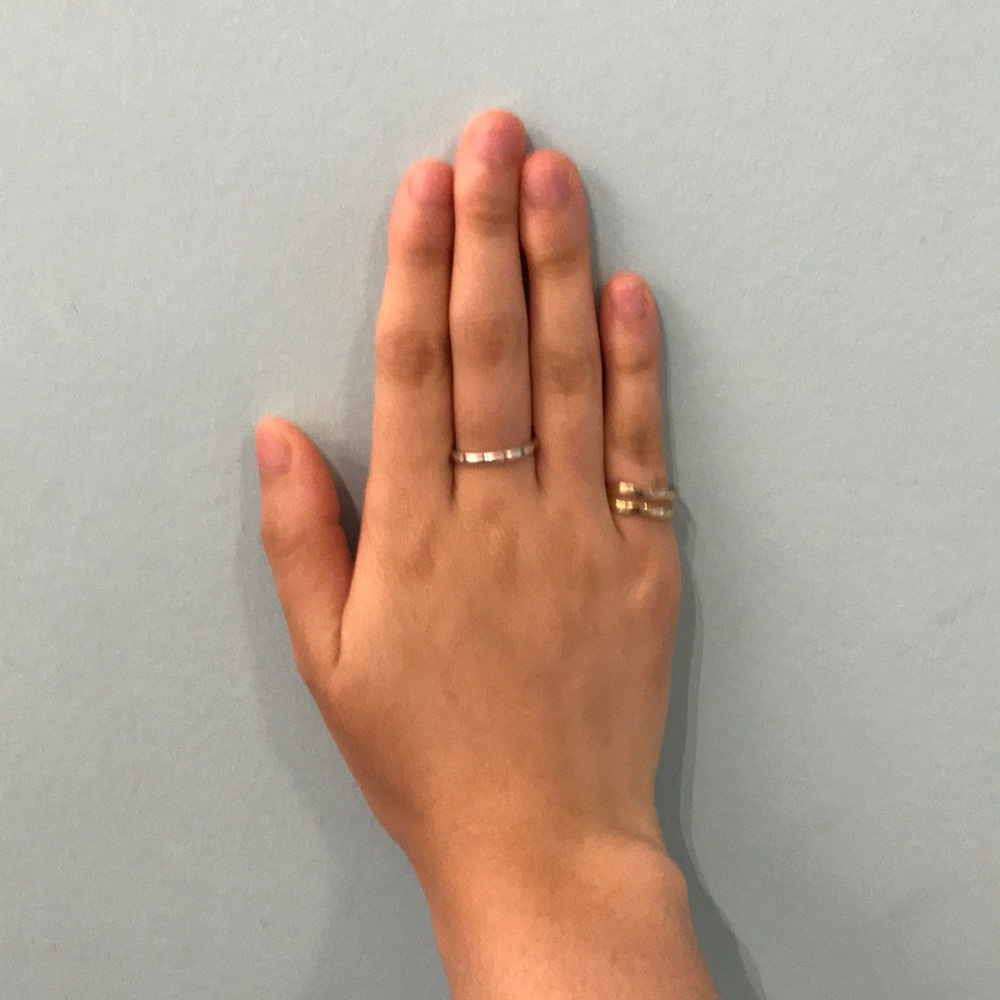 Gold ring - Picture 4 of 8